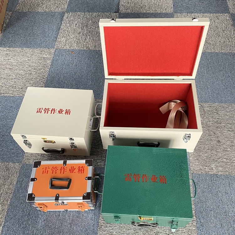 海宁爆破工程作业箱如何选择？玻璃钢与传统材质的全面对比